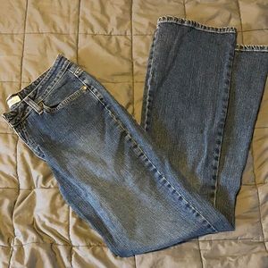 St. John’s bag stretch boot jeans 👖